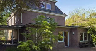 von_poll_real_estate_property_25242015_image_0