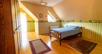 von_poll_real_estate_property_25242014_image_10