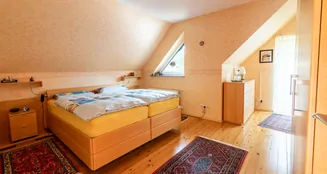 von_poll_real_estate_property_25242014_image_12