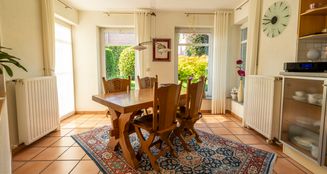 von_poll_real_estate_property_25242014_image_4