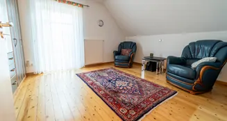 von_poll_real_estate_property_25242014_image_11