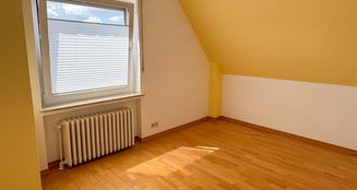 von_poll_real_estate_property_25242021_image_11