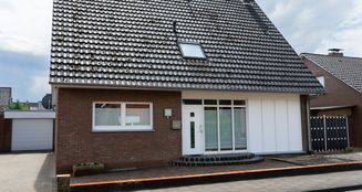 von_poll_real_estate_property_25242021_image_1