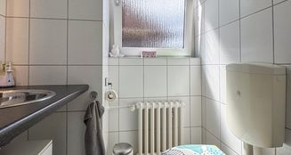 von_poll_real_estate_property_25242021_image_8