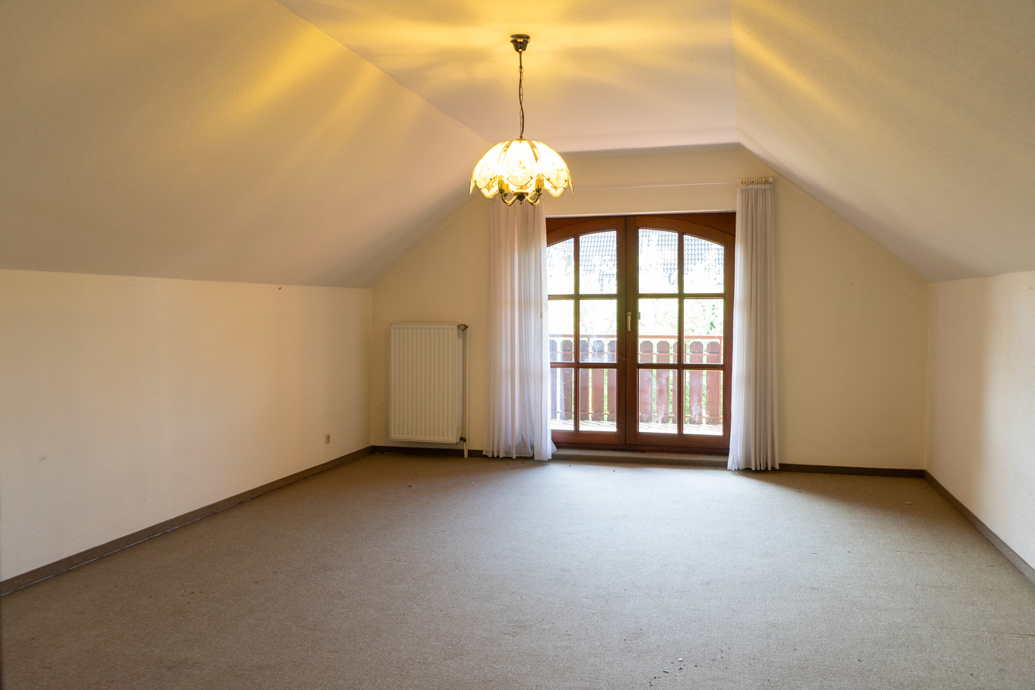 Schlafzimmer III
