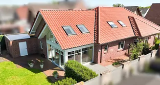 von_poll_real_estate_property_25242018_image_0