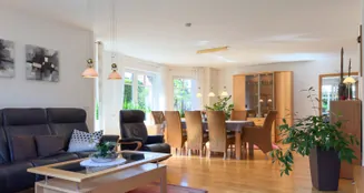 von_poll_real_estate_property_25242018_image_4