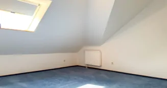 von_poll_real_estate_property_25242018_image_15