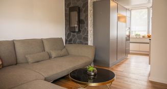 von_poll_real_estate_property_25242024_image_4