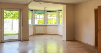 von_poll_real_estate_property_25242023_image_19