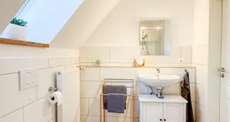 von_poll_real_estate_property_25242053_image_13