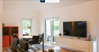 von_poll_real_estate_property_25242035_image_0