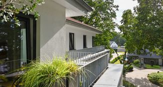 von_poll_real_estate_property_25242035_image_1