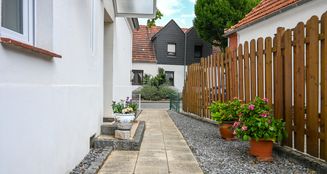 von_poll_real_estate_property_25242033_image_1