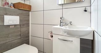 von_poll_real_estate_property_25242029_image_2