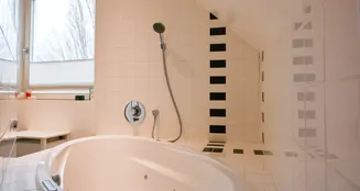 von_poll_real_estate_property_25242054_image_20