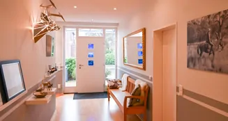 von_poll_real_estate_property_25242054_image_5