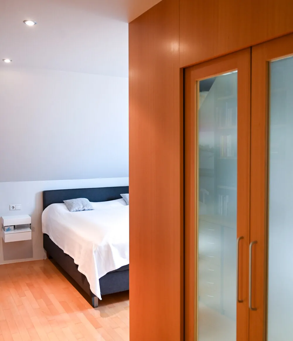 Elternschlafzimmer mit Ankleide
