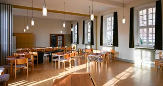 von_poll_real_estate_property_25242051_image_12