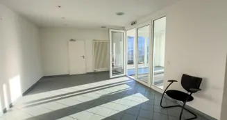 von_poll_real_estate_property_25242055_image_5