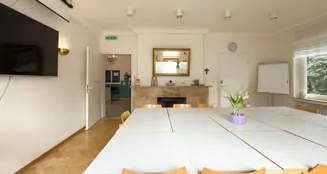 von_poll_real_estate_property_26242001_image_4