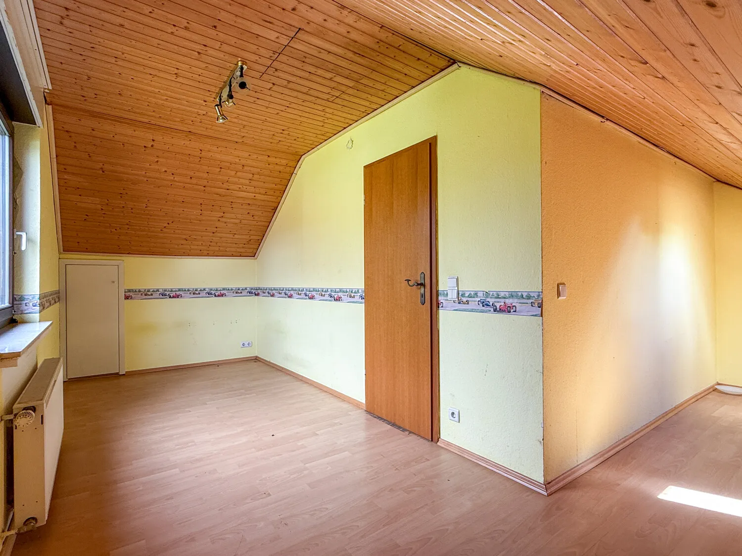 Schlafzimmer I DG