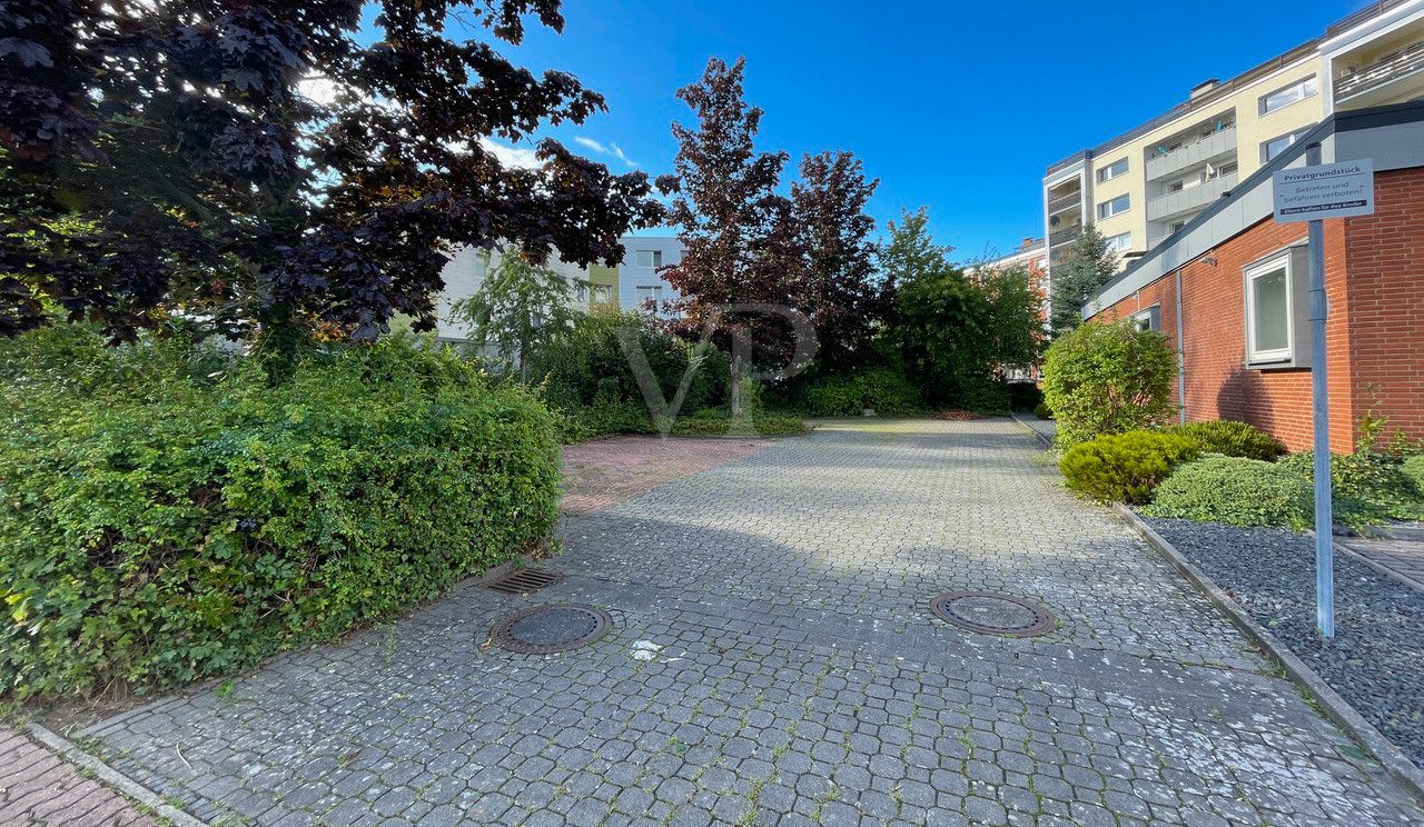 Parkplatz links