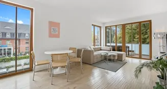 von_poll_real_estate_property_25101024_image_12