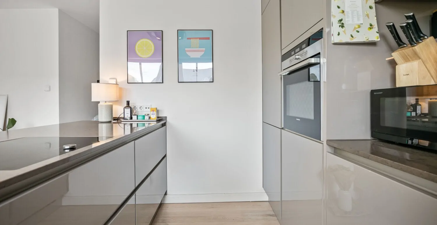 Küche mit Halbinsel