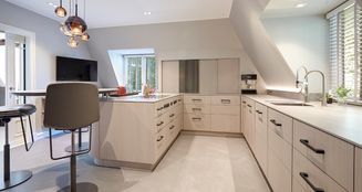 von_poll_real_estate_property_25101014_image_10