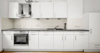 von_poll_real_estate_property_25101027_image_9