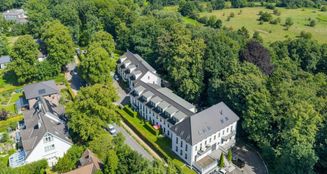 von_poll_real_estate_property_25101026_image_0