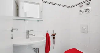 von_poll_real_estate_property_25101029_image_8