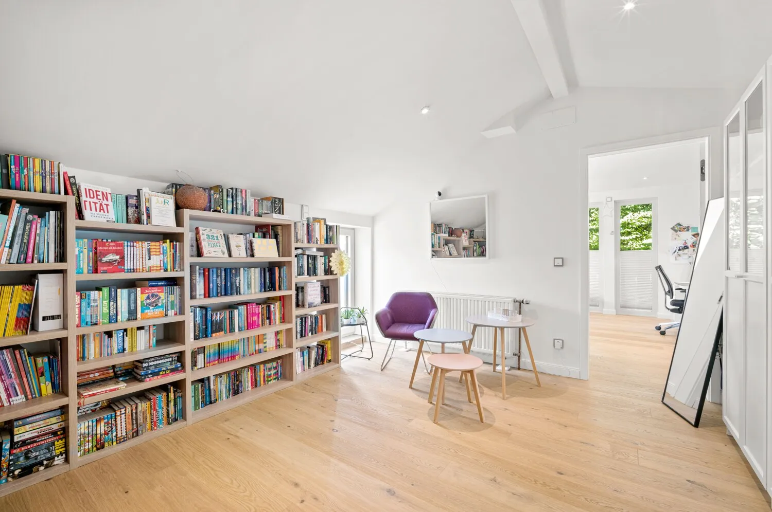 Bibliothek im Dachgeschoss