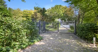 von_poll_real_estate_property_25101031_image_2