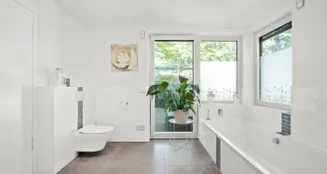 von_poll_real_estate_property_25101031_image_17