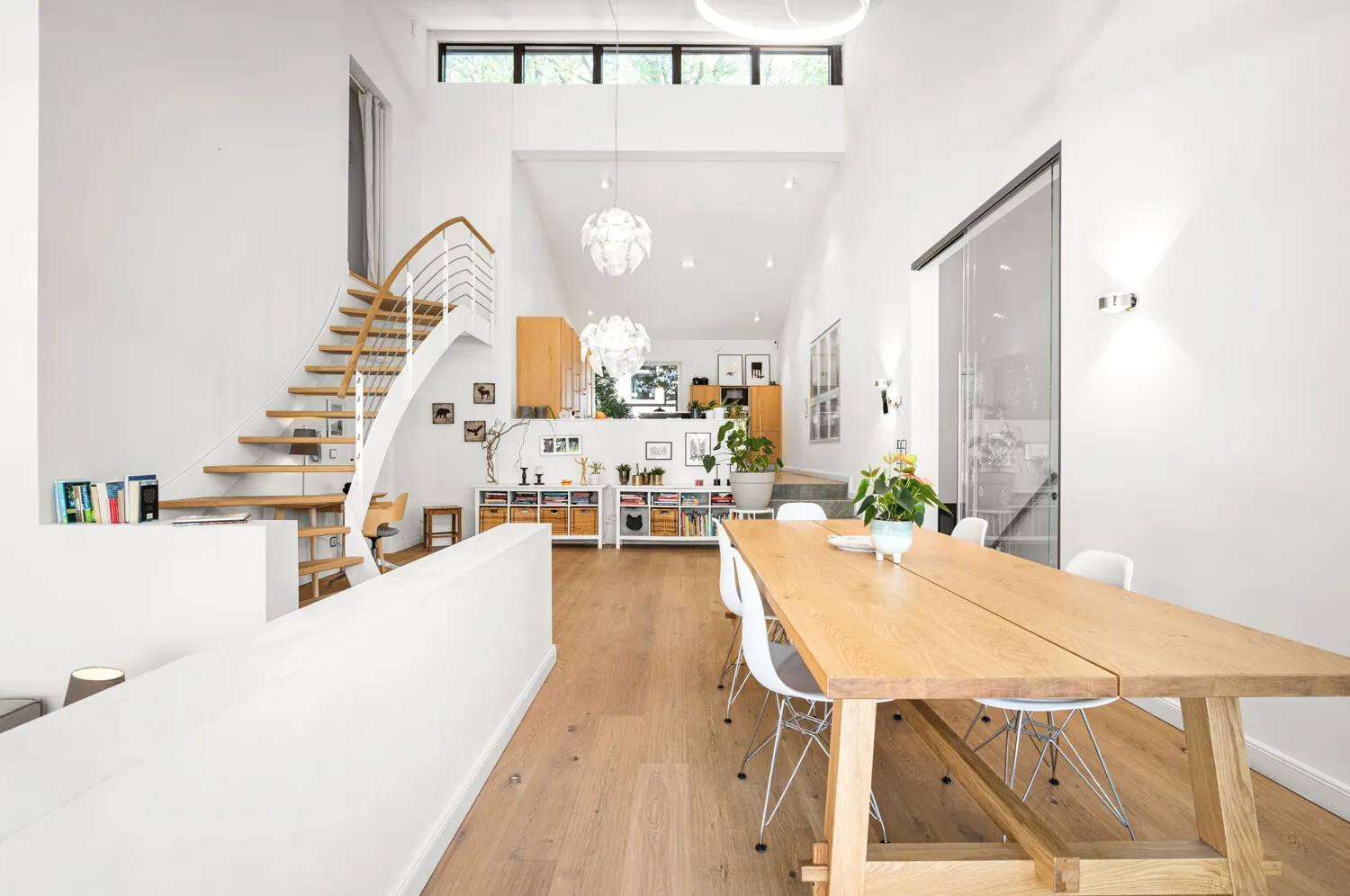 Essdiele / Aufgang zum Dachgeschoss