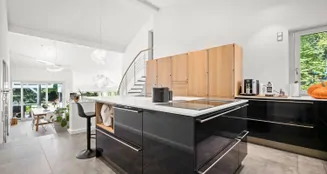 von_poll_real_estate_property_25101031_image_10