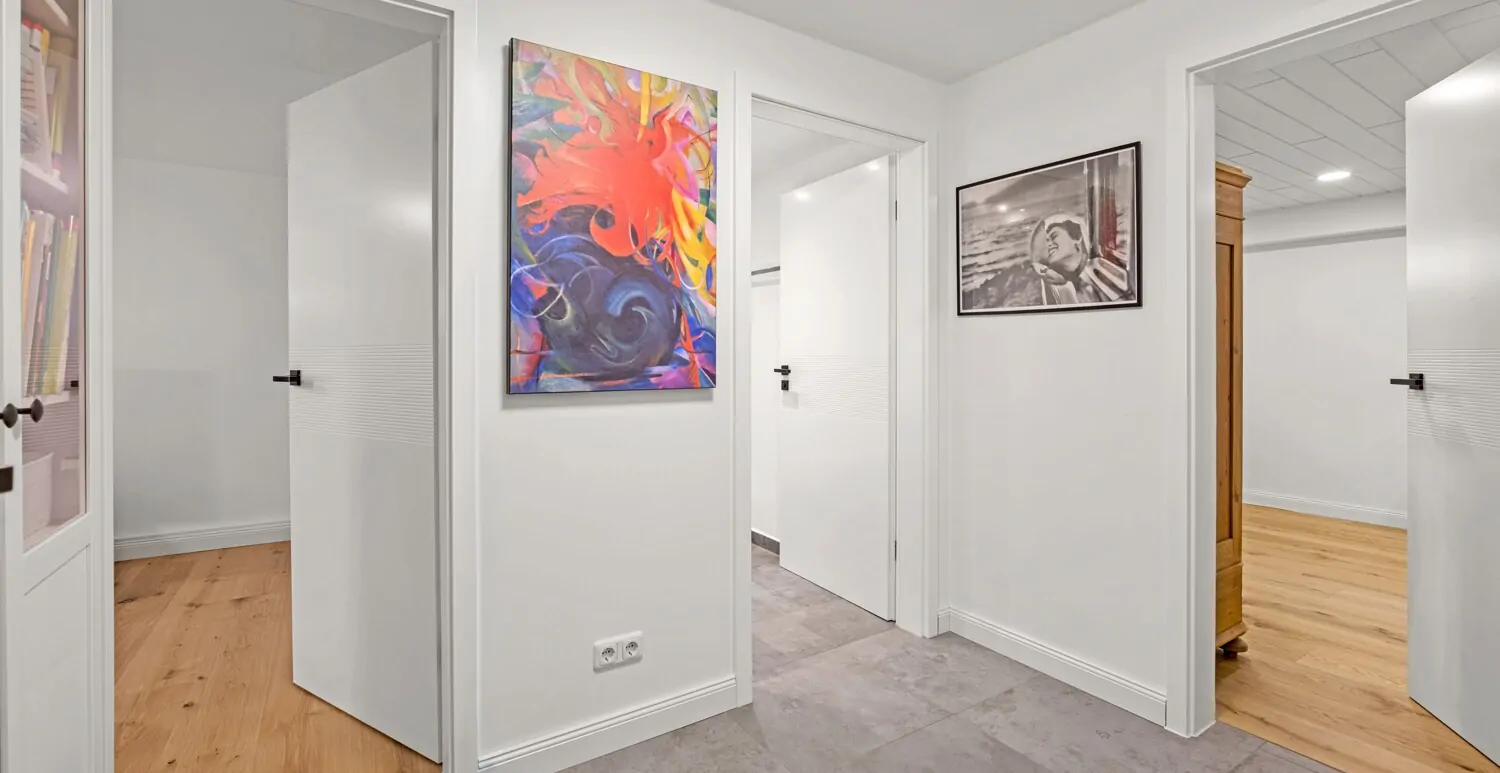 Wohnliche Räume im Souterrain