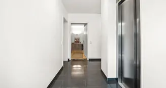 von_poll_real_estate_property_25101032_image_2