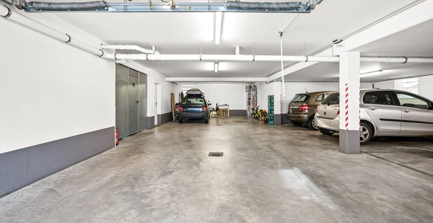 Tiefgarage / Kellerraum