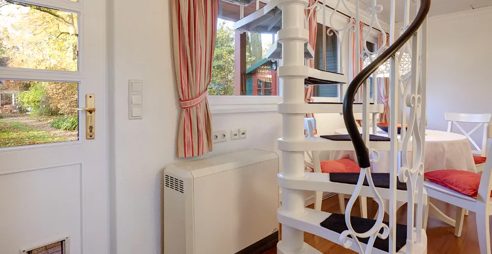 Treppe ins Obergeschoss