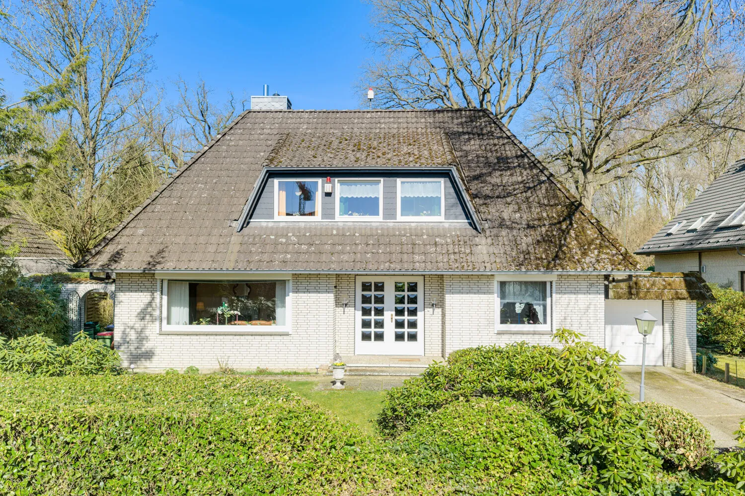 Straßenansicht