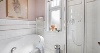 von_poll_real_estate_property_25101012_image_21