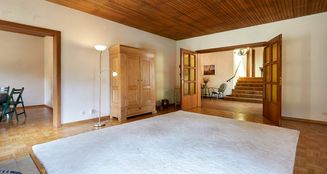 von_poll_real_estate_property_25101009_image_8