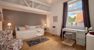 von_poll_real_estate_property_25101036_image_20