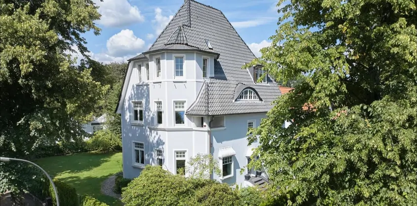 von Poll Immobilien GmbH