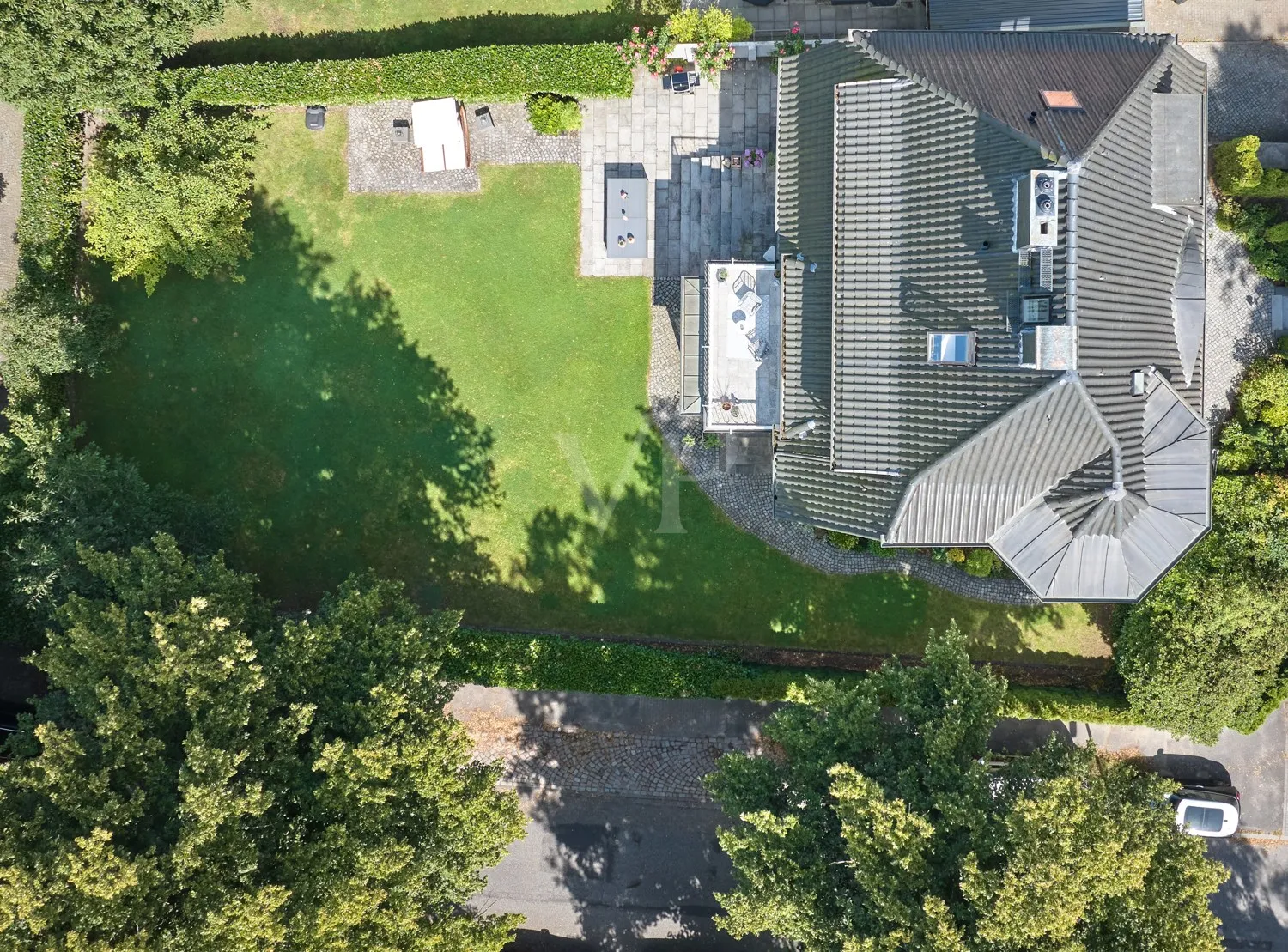 Als Adler wäre diese Villa mein Thron!