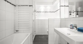 von_poll_real_estate_property_25101013_image_18