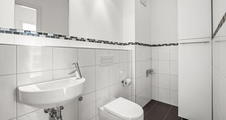 von_poll_real_estate_property_25101013_image_18
